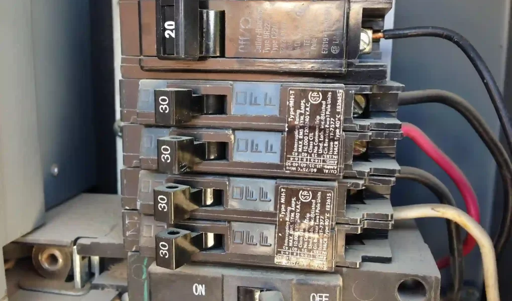 How many appliances can you put on a 30amp circuit? Home Improvement