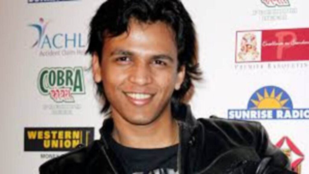 abhijeet sawant net worth byboe