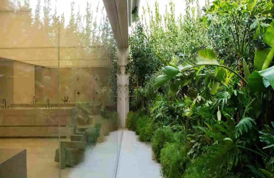 kim kardashians house