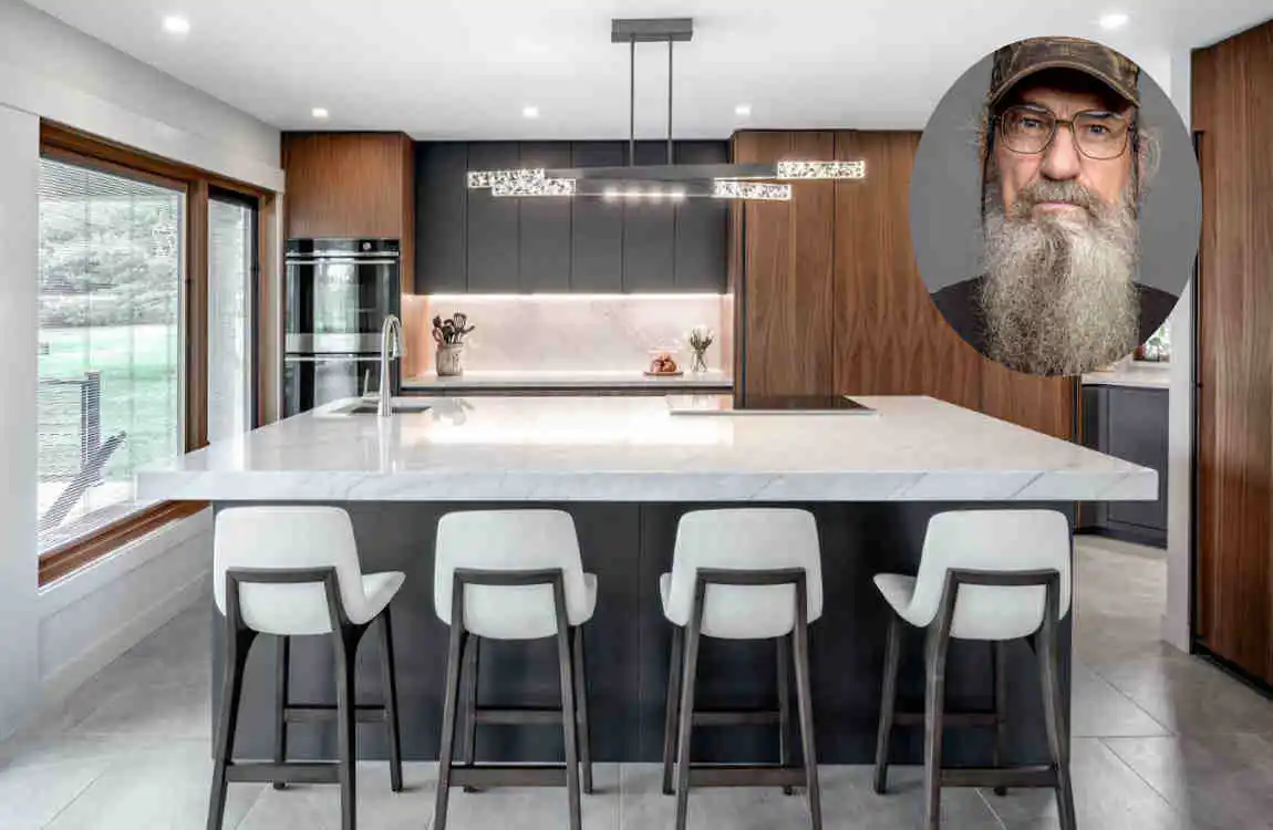 Si Robertson House