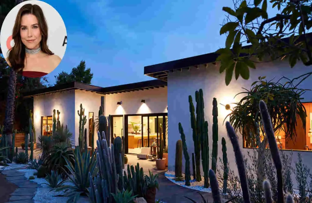 Sophia Bush's Home