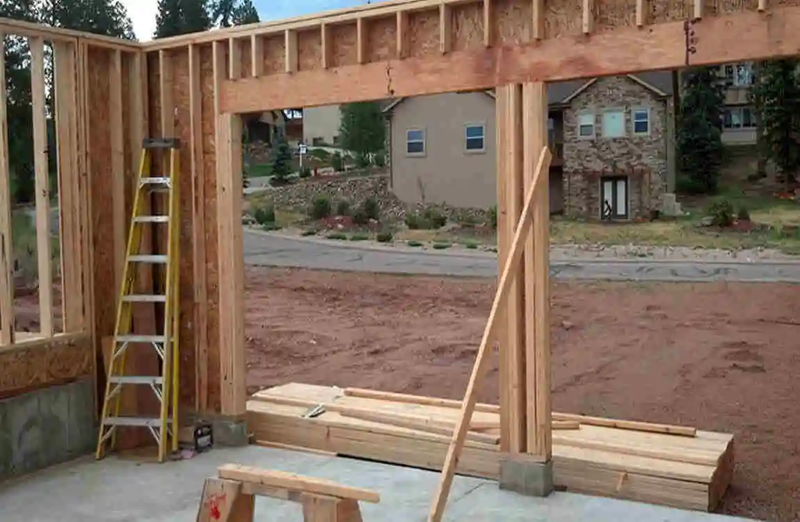 How to Frame a Garage Door